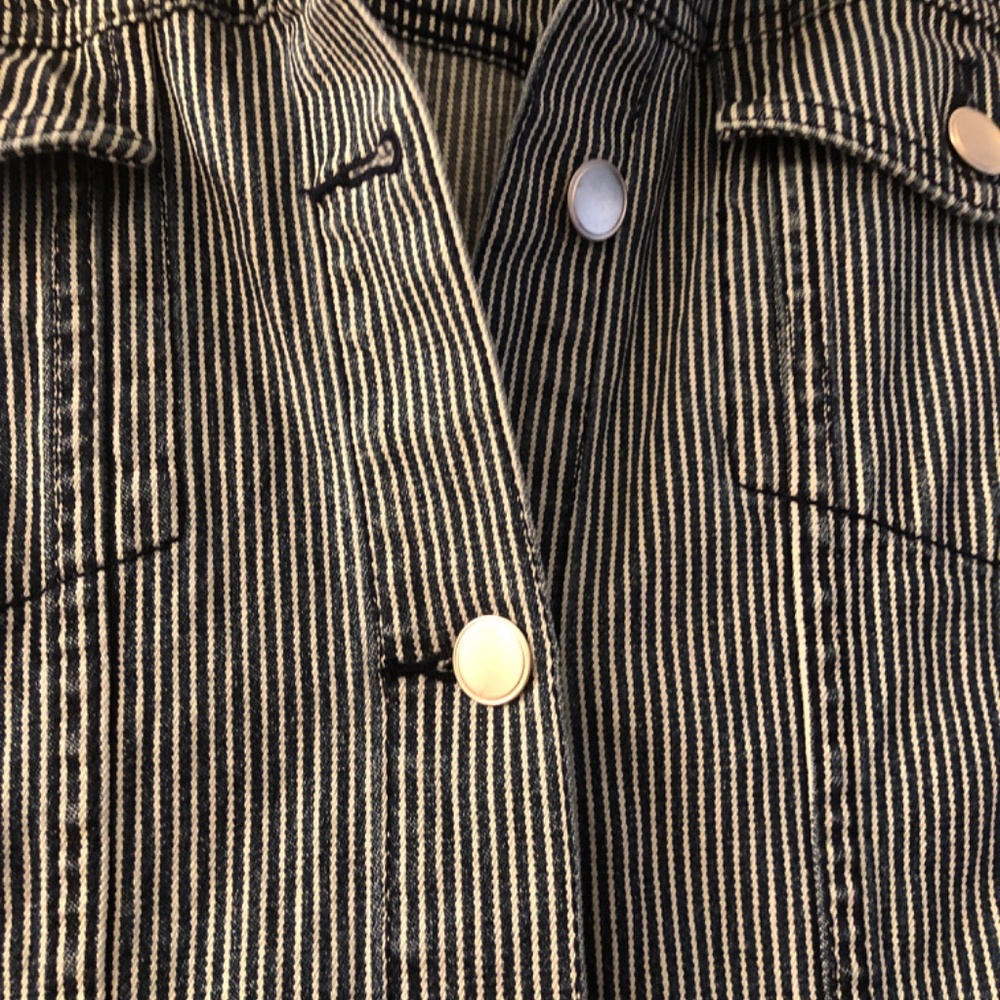 Jacket - Picture 3 of 3